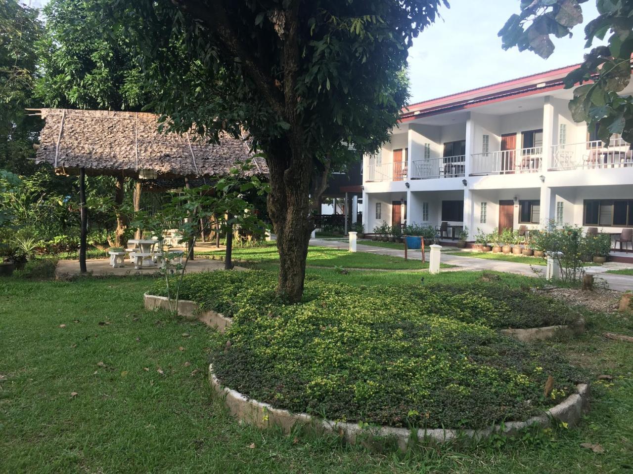 Tianna Garden Village Chiang Mai Bagian luar foto